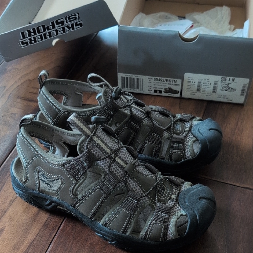 Skechers Men's Black and Gray Outdoor Sandals